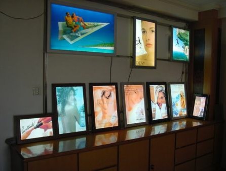 四面開啟超薄燈箱